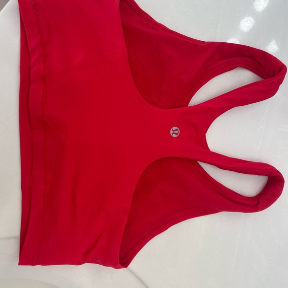 LULULEMON Fast As Light True Red Sports Bra Top Size 6 - Picture 3 of 5